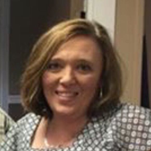 Meet your Posher, Gwen - Picture 1 of 1